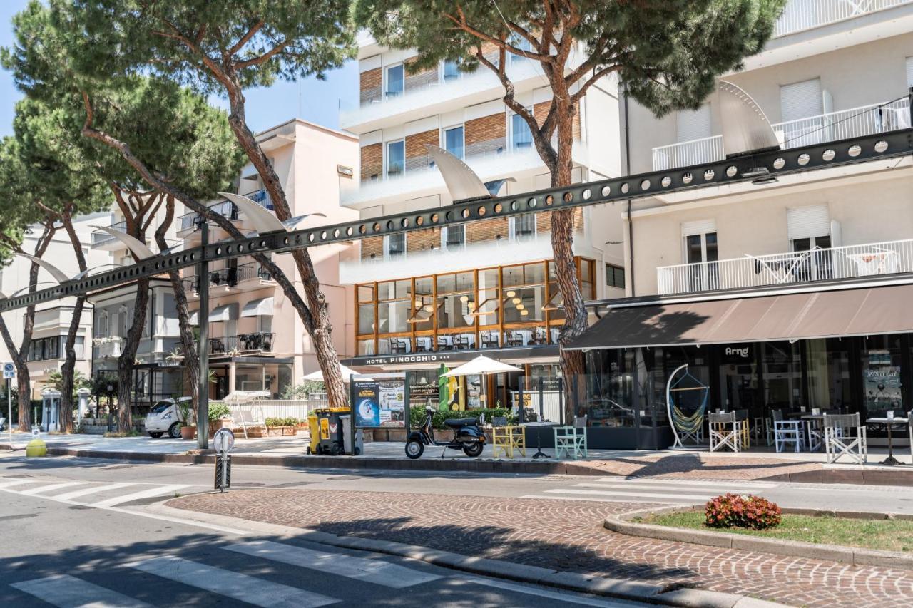 Hotel Pinocchio Cattolica Exterior photo